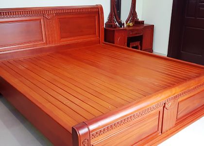 Giường ngủ gỗ hương