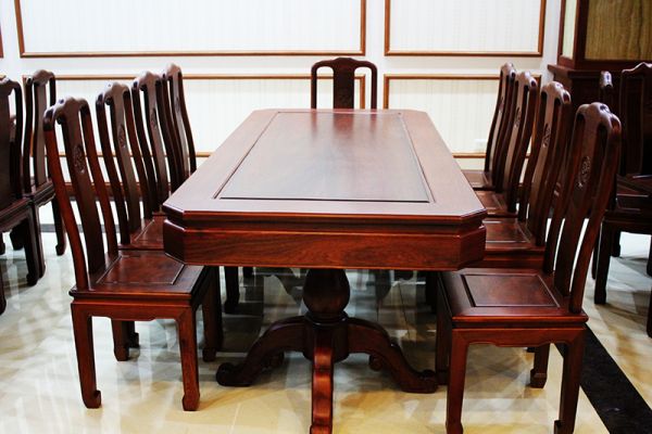 Bộ bàn ăn gỗ Gụ BAHG04