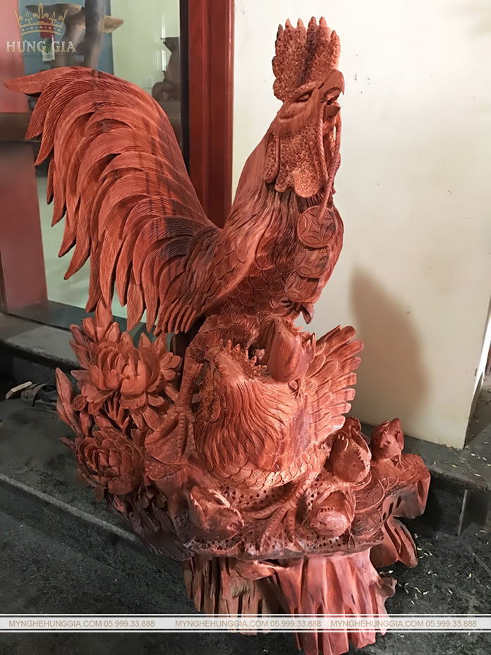 tượng gà gỗ